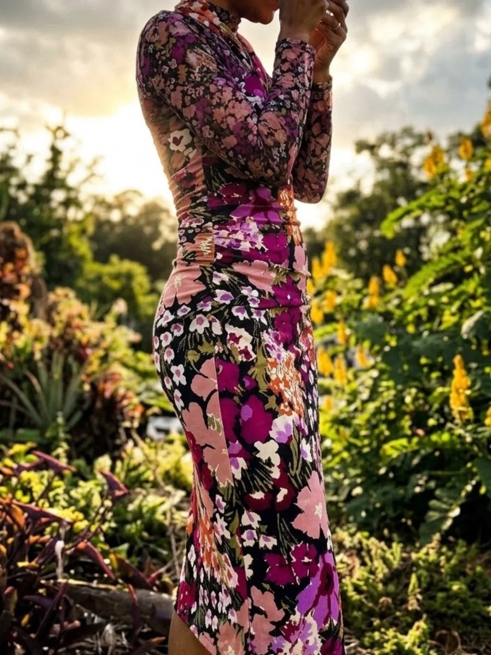 NWT Long Sleeve Mesh Ruched Multicolor Midi Floral Body Con Side slit Dress